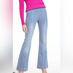 INC Women's Light Blue Flared like new Jeans pants size 10